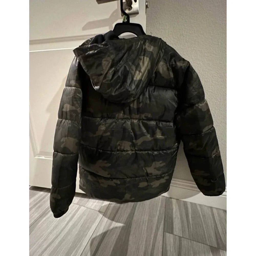 Brand new Boys Old Navy Camo Puffer jacket